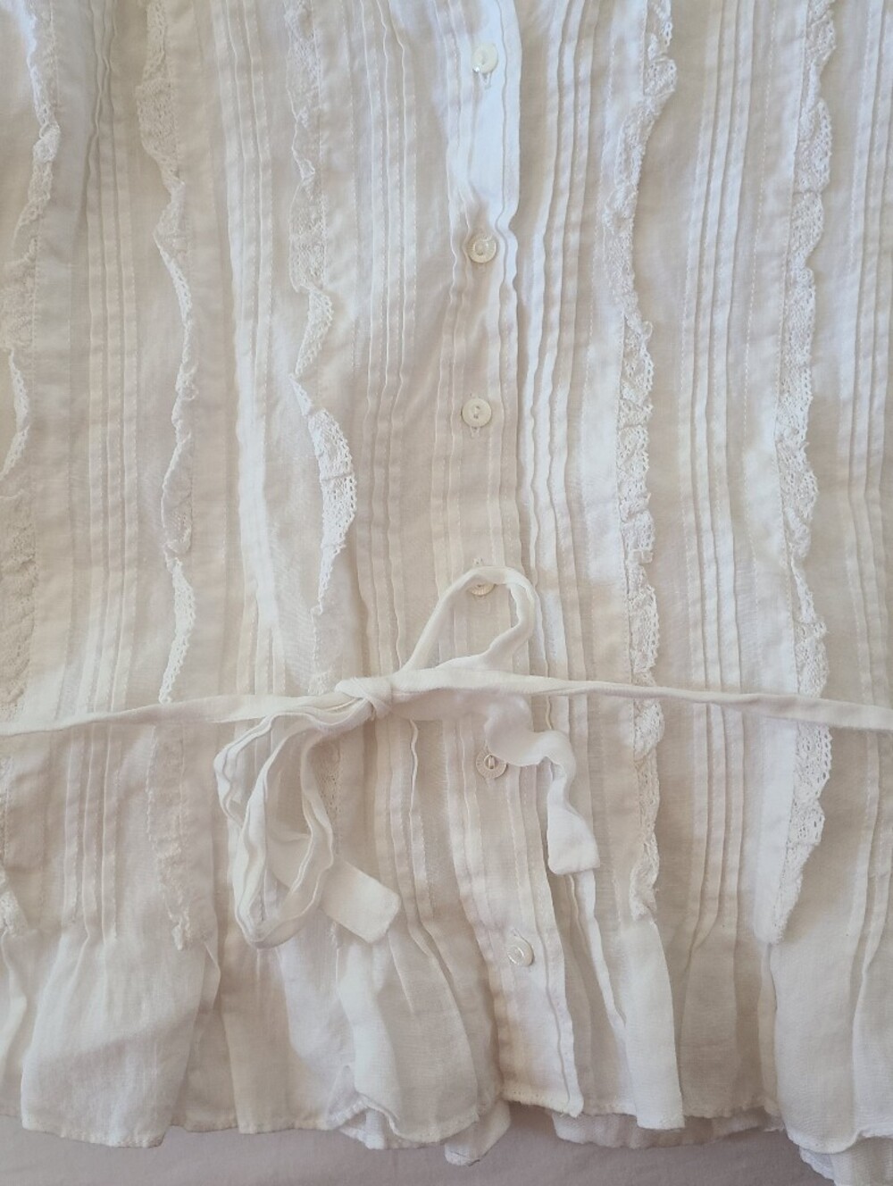 Doen Lacey Tie Top - Picture 3 of 6